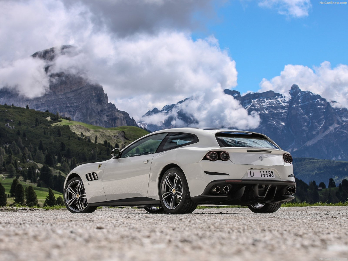 Ferrari GTC4Lusso фото 188712