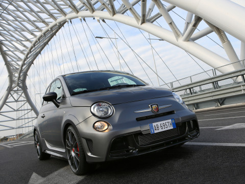 Fiat  Abarth 695 Biposto фото