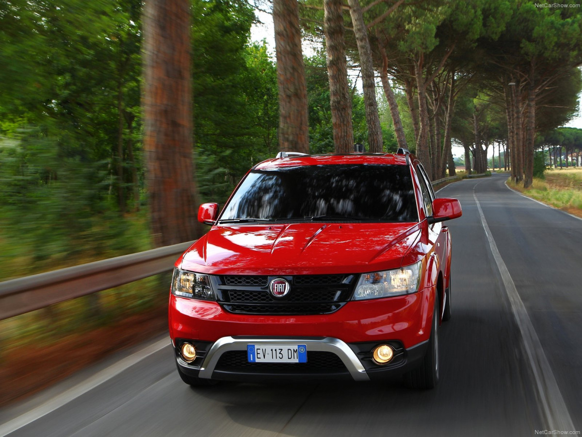 Fiat Freemont Cross фото 129330