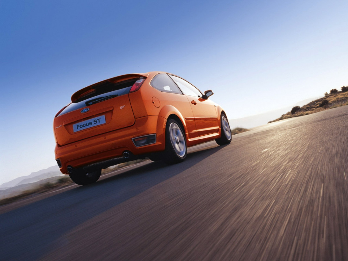 Ford Focus ST фото 28043