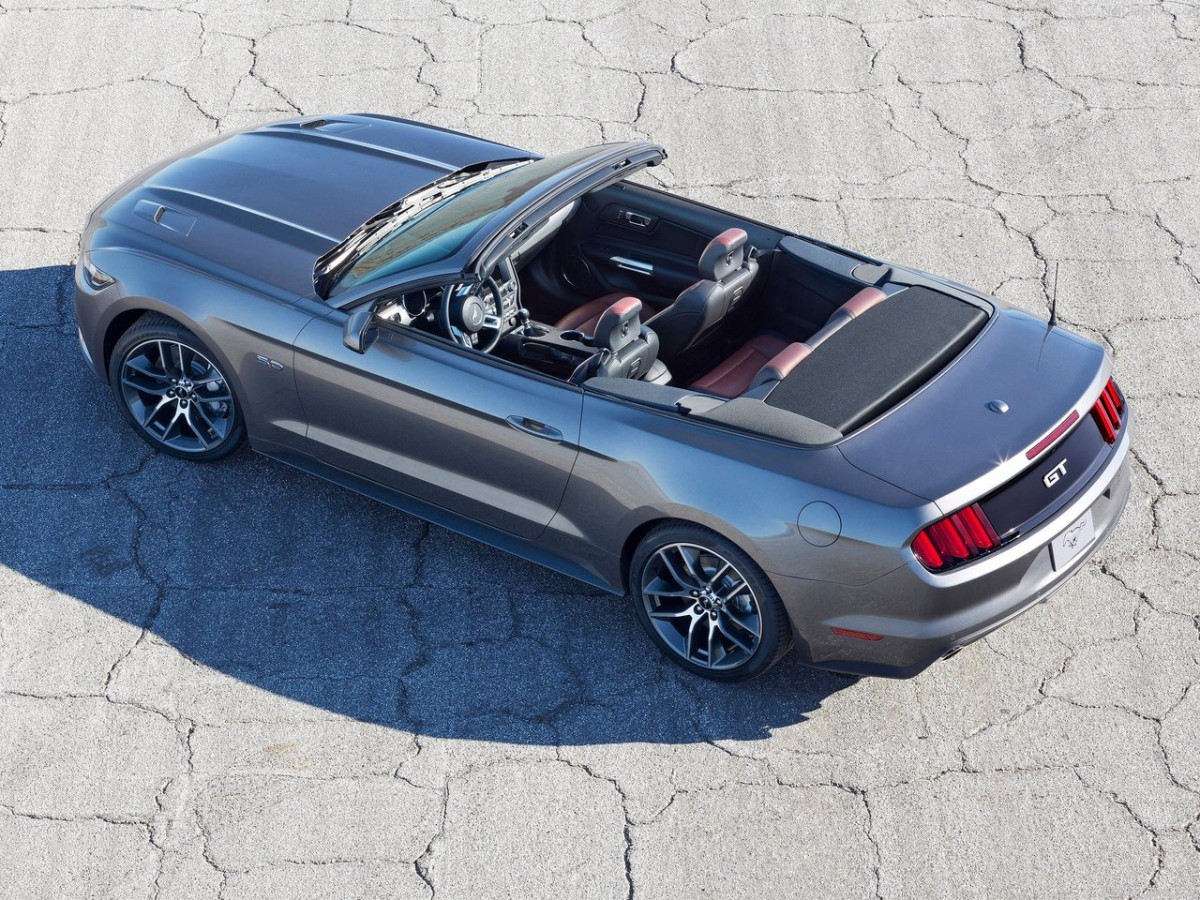 Ford Mustang Convertible фото 143431