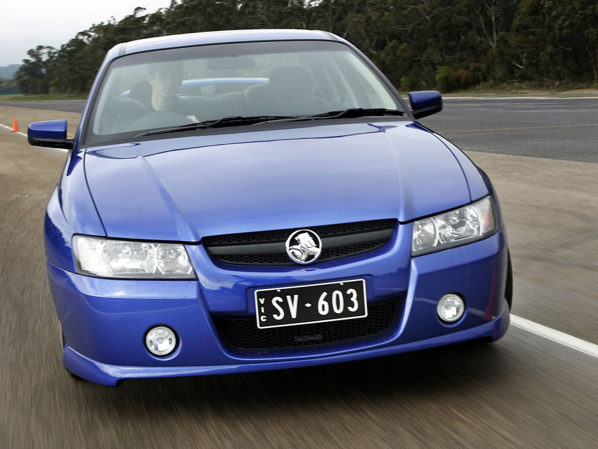 Holden Commodore SV6 VZ фото 11663