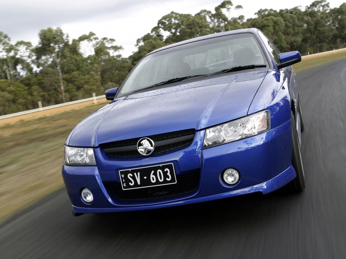 Holden Commodore SV6 VZ фото 11666