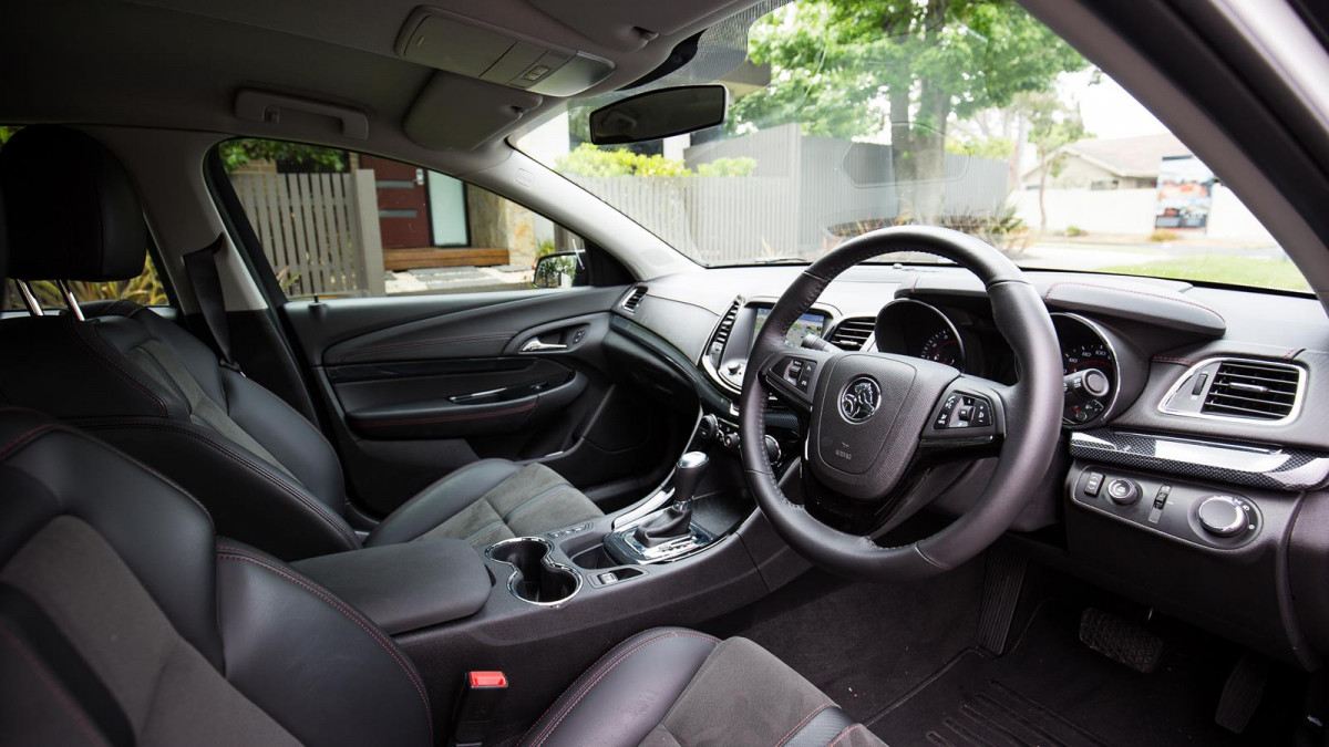 Holden Commodore SV6 VZ фото 178209