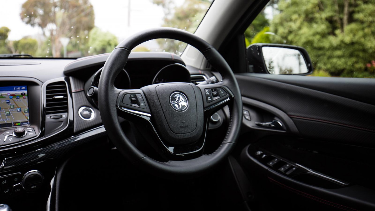 Holden Commodore SV6 VZ фото 178210