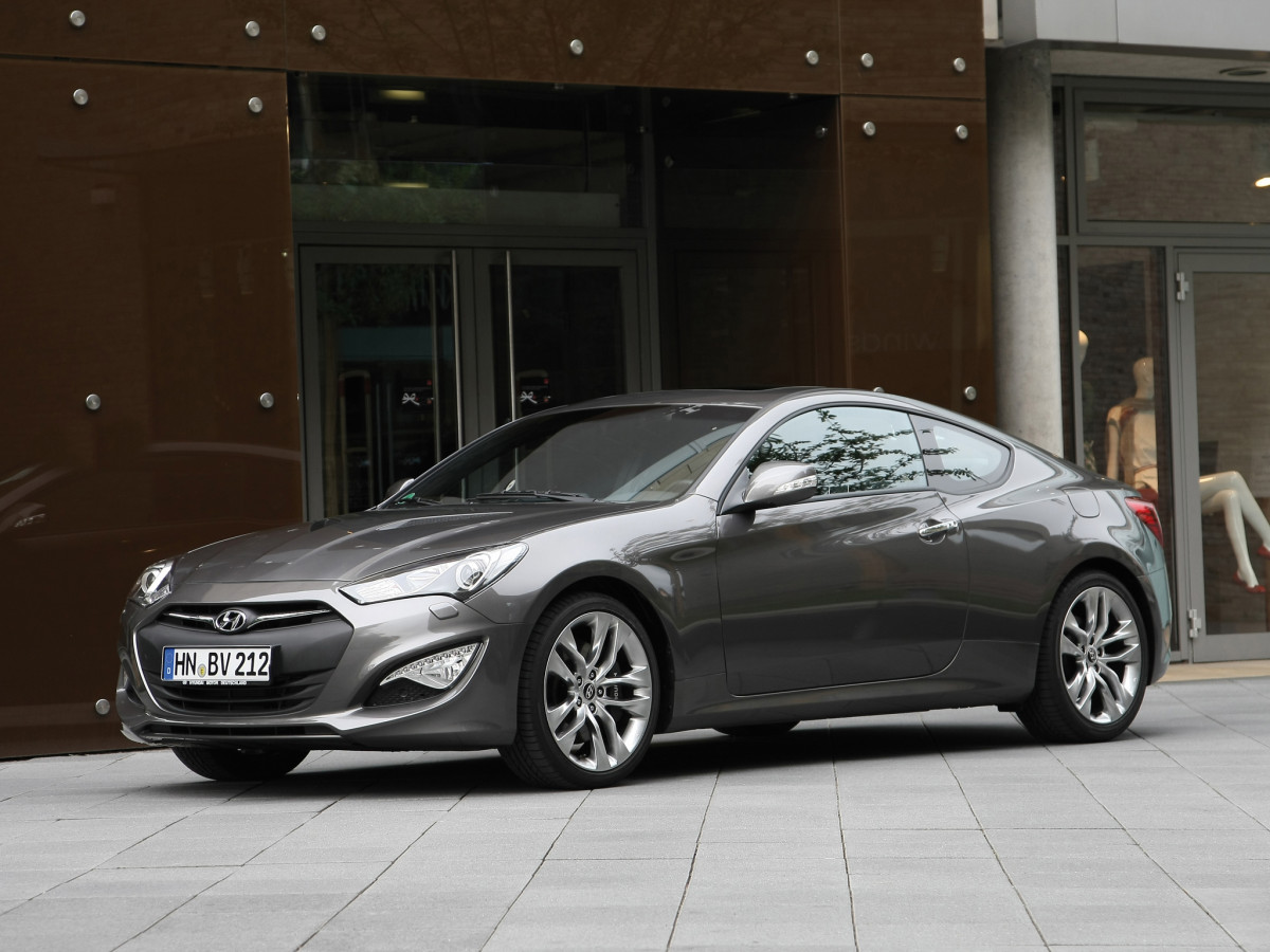 Hyundai Genesis Coupe 2011