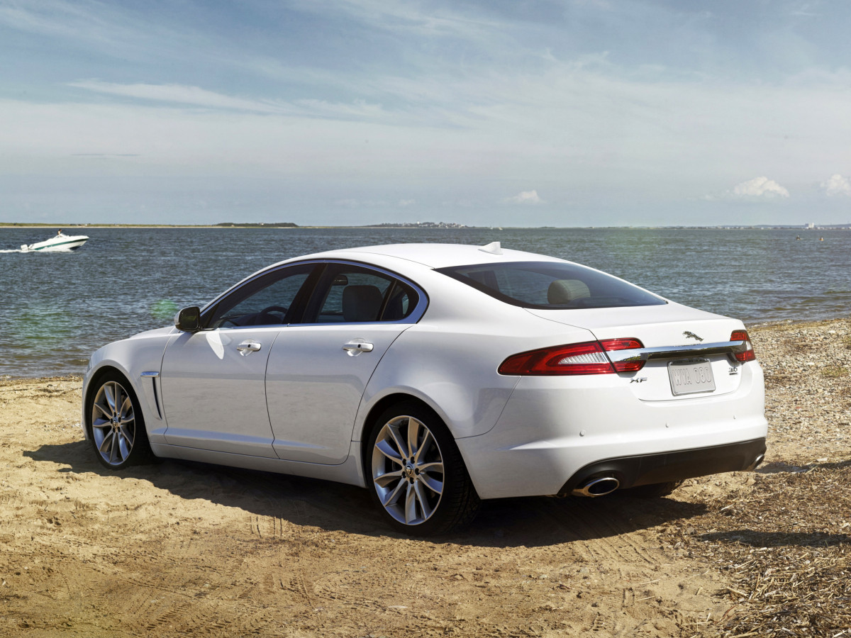 Jaguar XF фото 101252