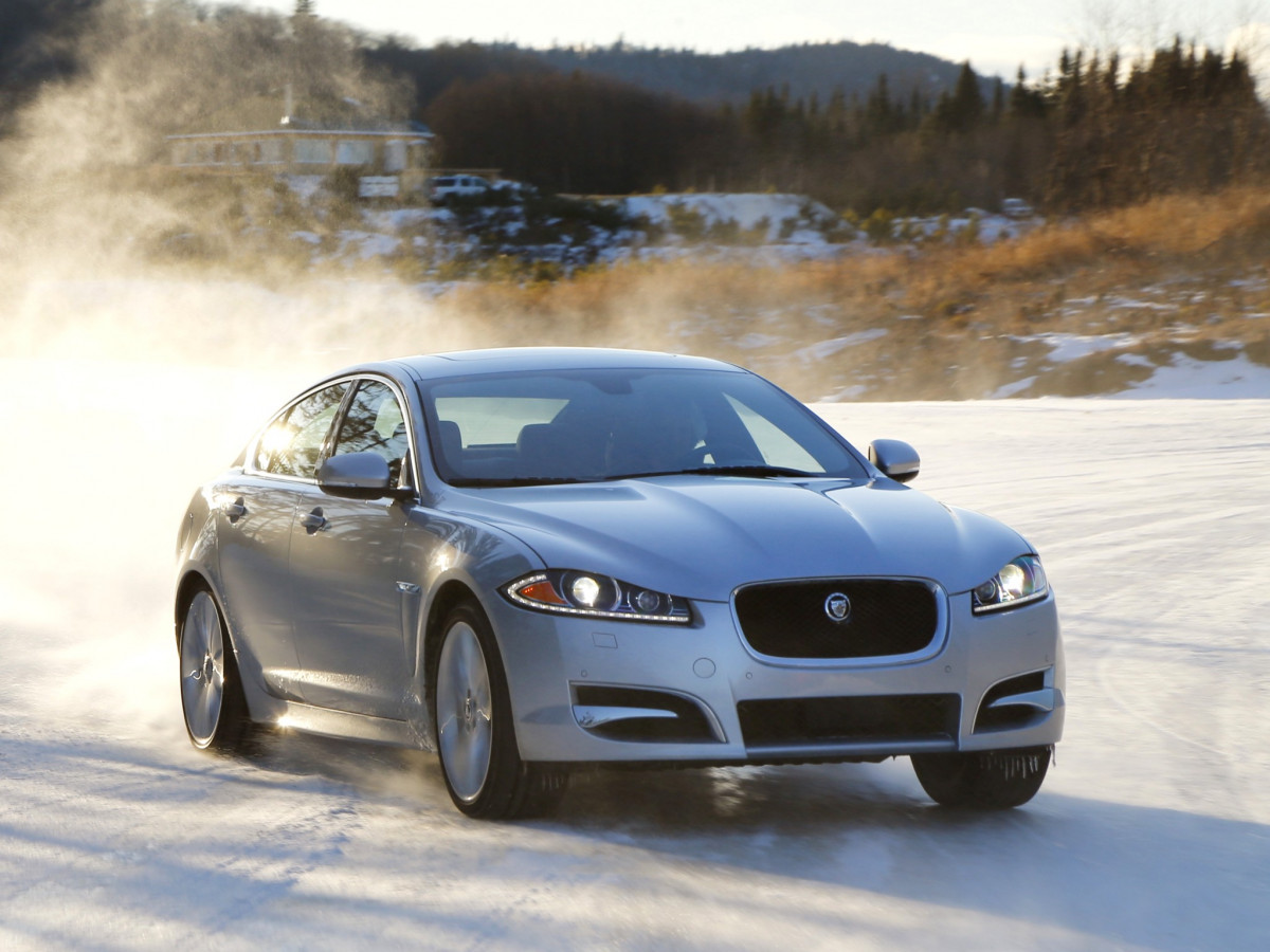 Jaguar XF фото 101260