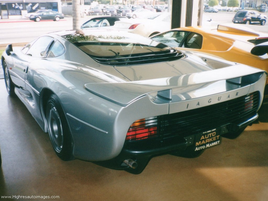 Jaguar XJ220 фото 904