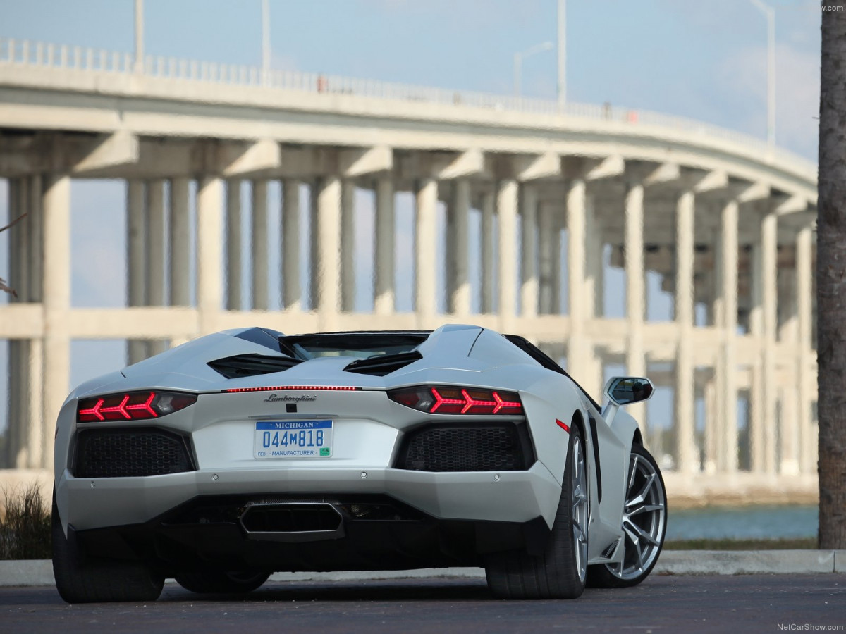 Lamborghini Aventador LP700-4 фото 155597