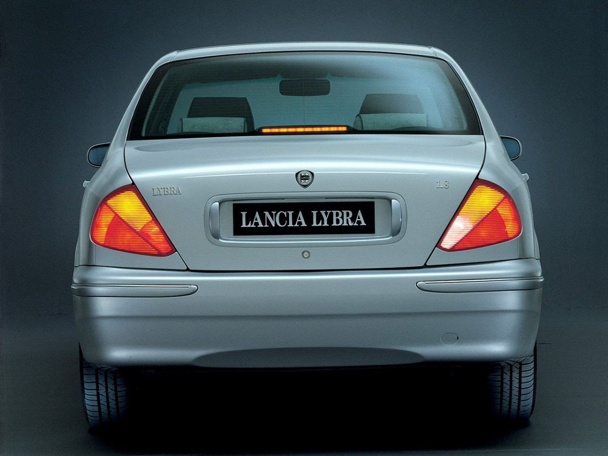 Lancia Lybra фото 88303