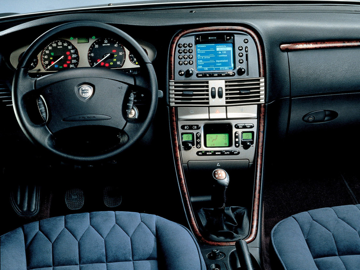 Lancia Lybra фото 88309