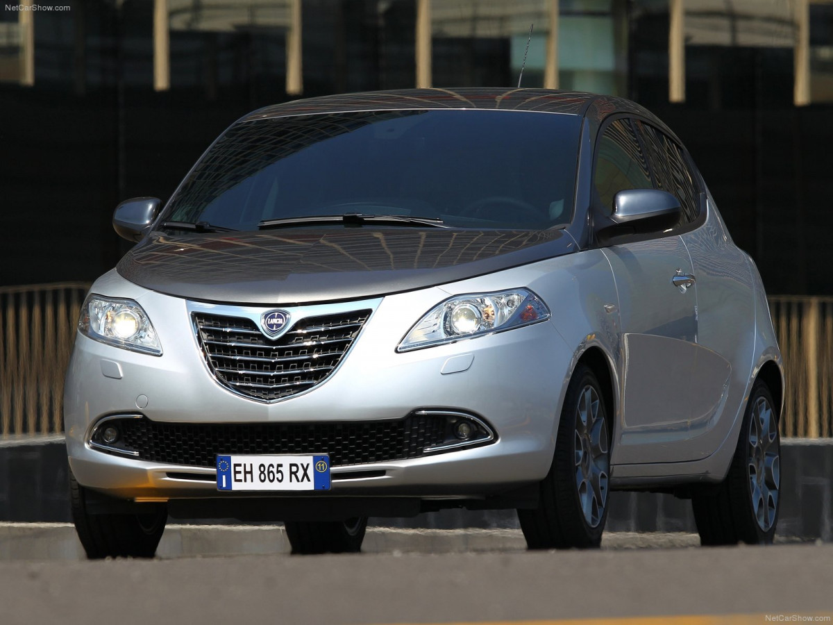 Lancia Ypsilon фото 84003