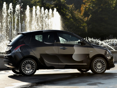 Lancia Ypsilon фото