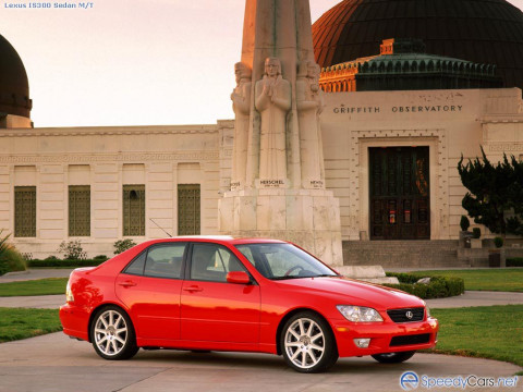 Lexus IS 300 фото