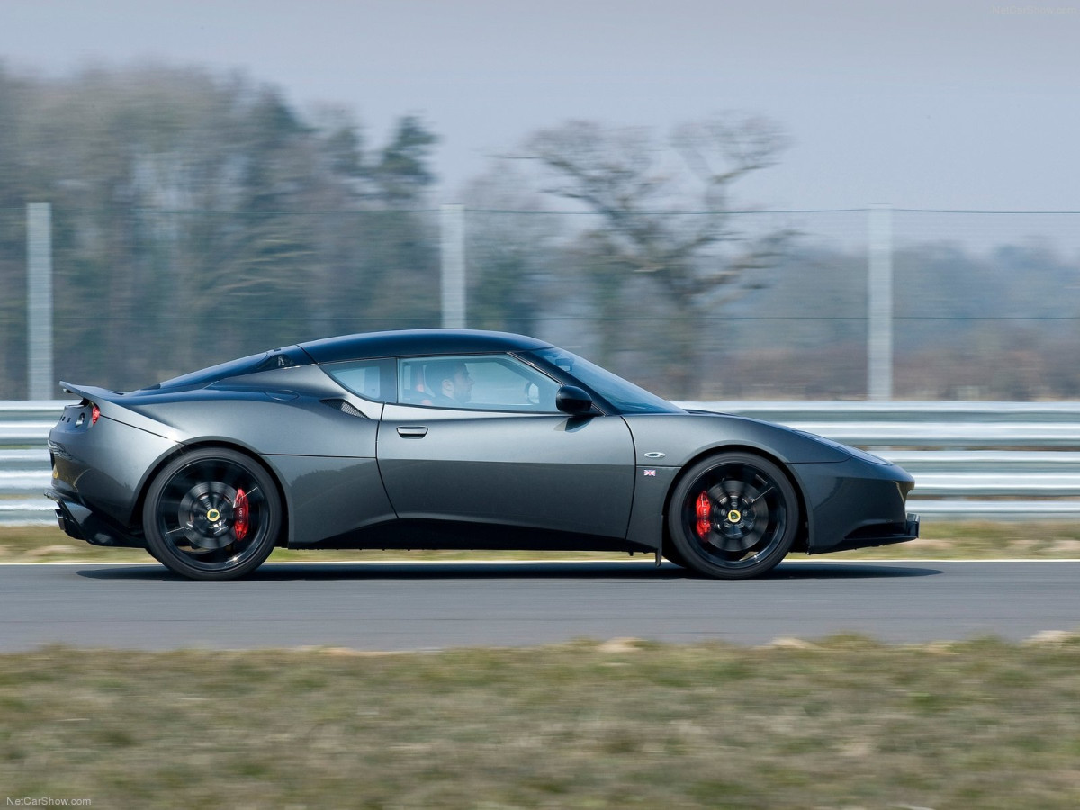 Лотус Evora 400 2015