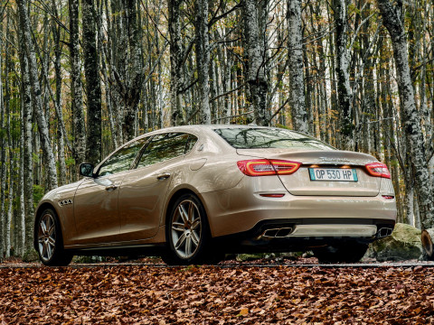 Maserati Quattroporte фото