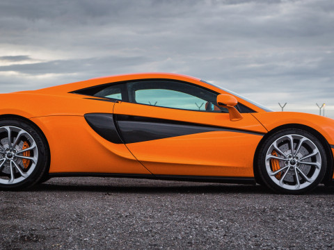 McLaren 540C фото