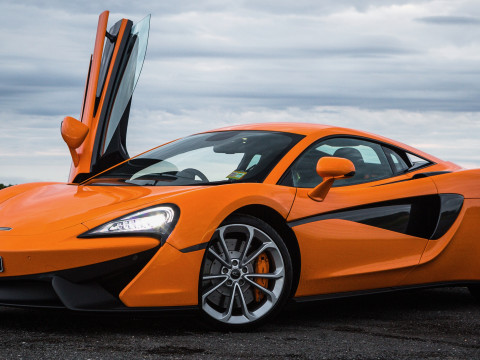 McLaren 540C фото