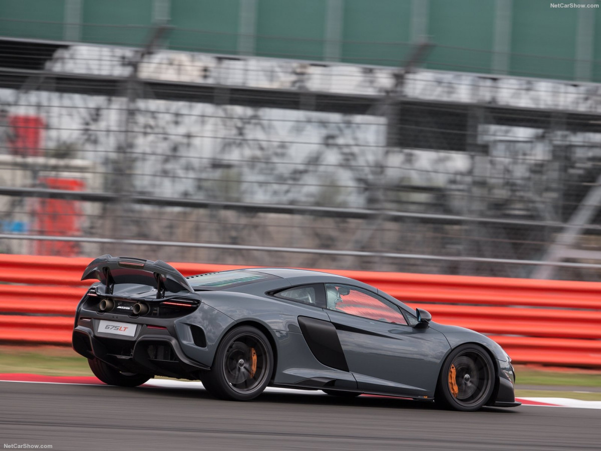 McLaren 675LT фото 154433