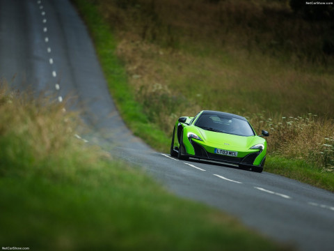 McLaren 675LT фото