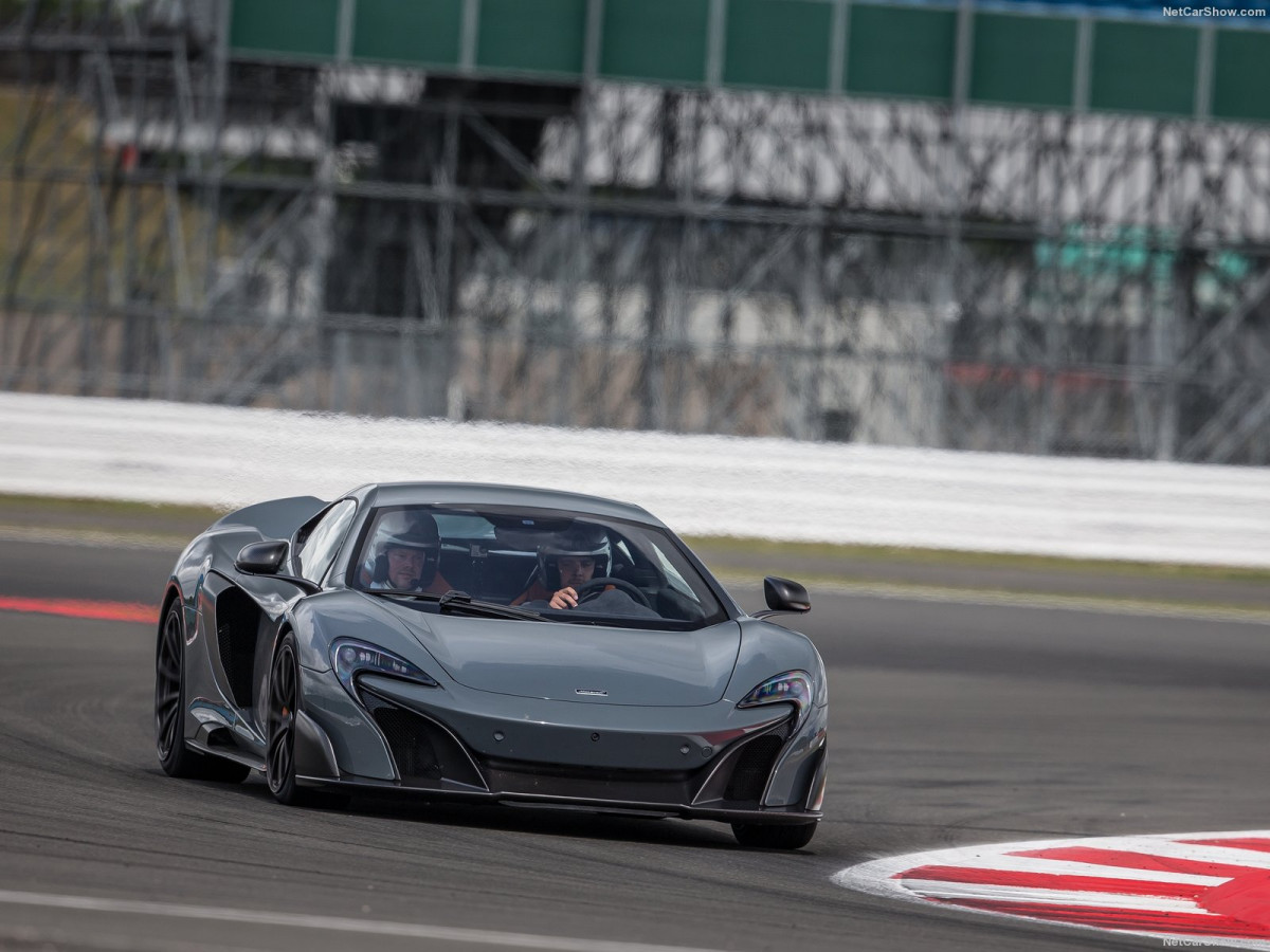 McLaren 675LT фото 154474