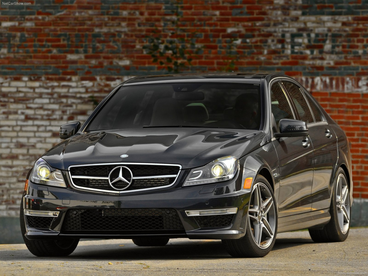 Mercedes-Benz C63 AMG фото 88177