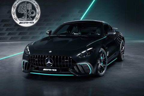 Mercedes-Benz AMG GT фото