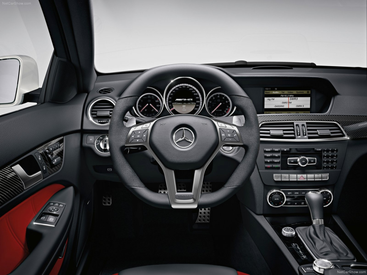 Mercedes-Benz C63 AMG Coupe фото 81682