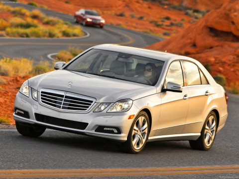 Mercedes-Benz E-Class W212 фото