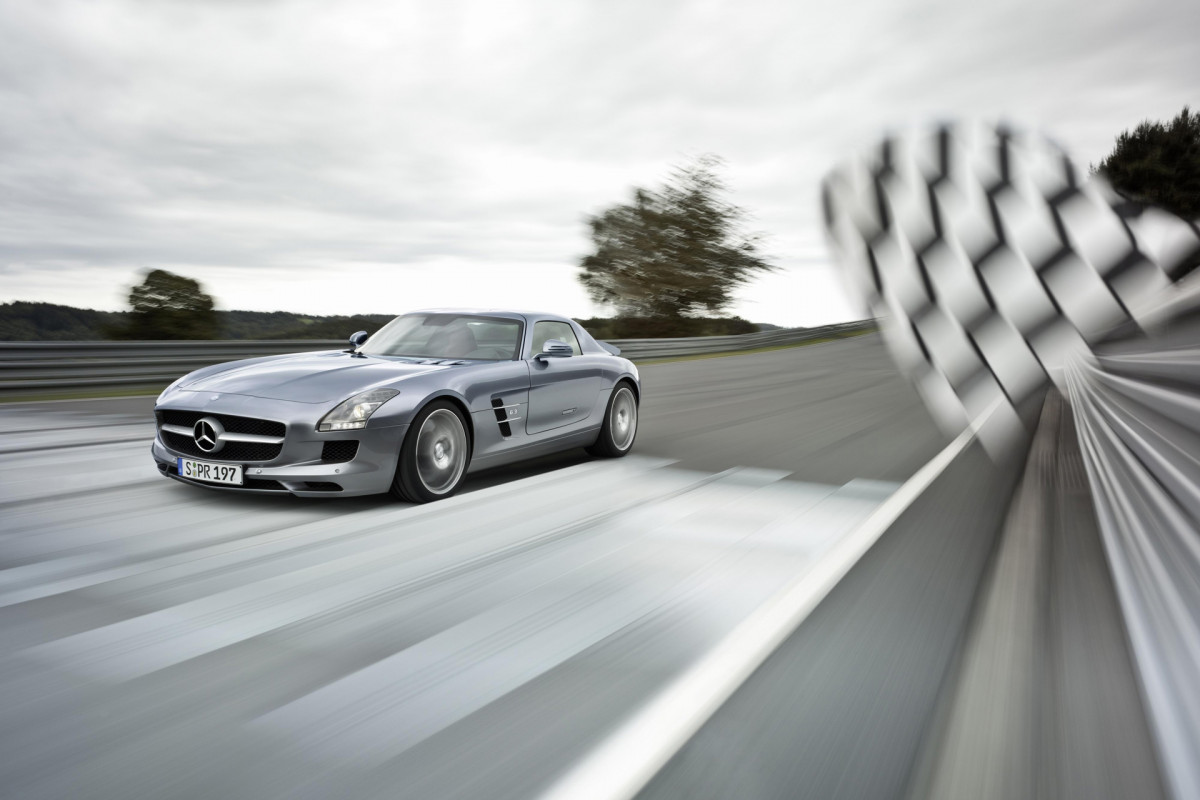 Mercedes-Benz SLS AMG фото 69597