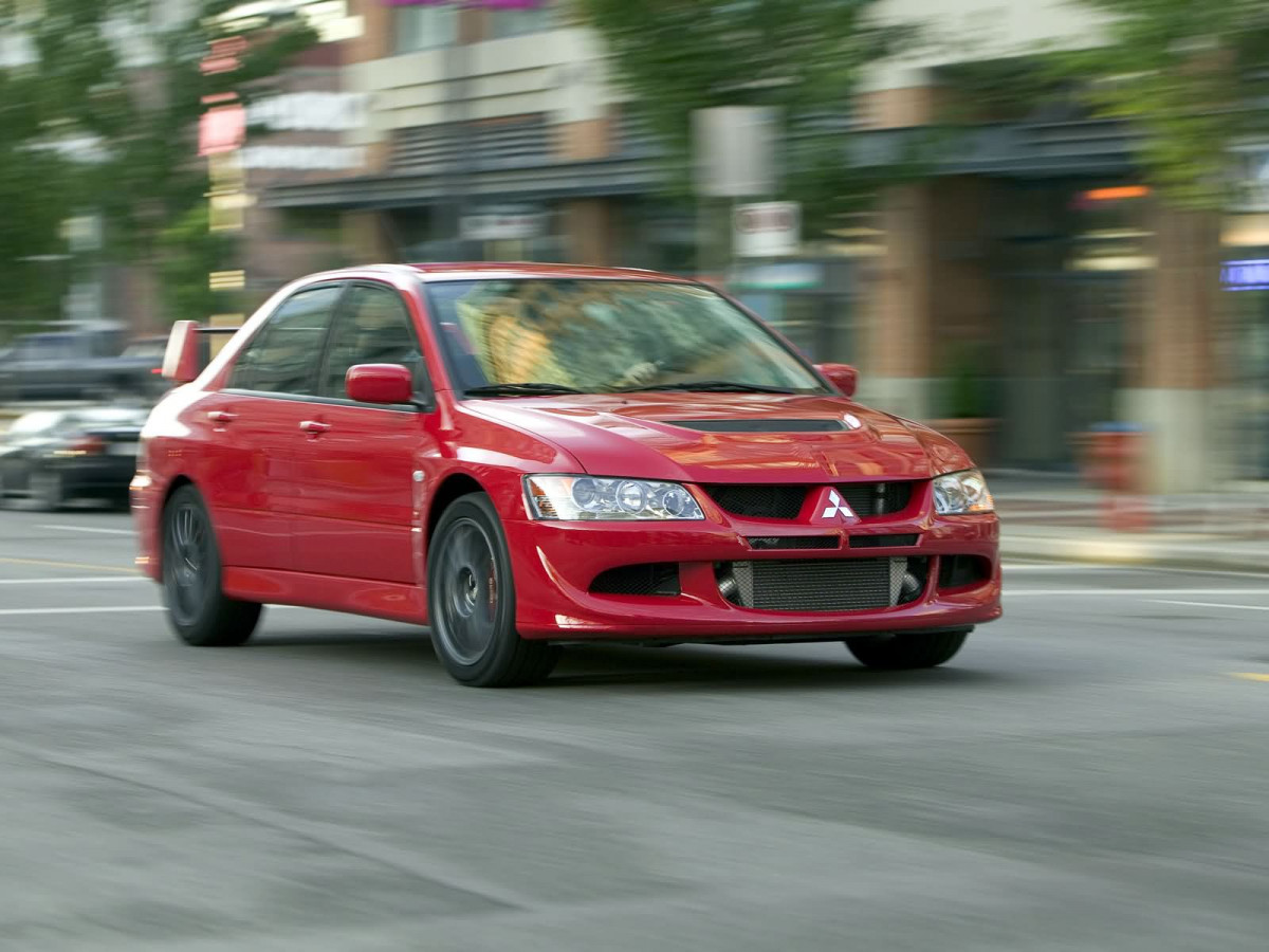 Mitsubishi Lancer Evolution VIII фото 16561