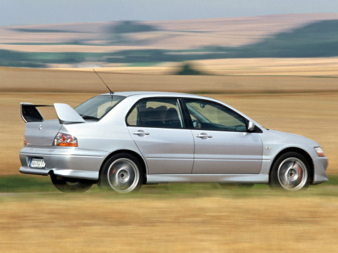 Mitsubishi Lancer Evolution VIII фото