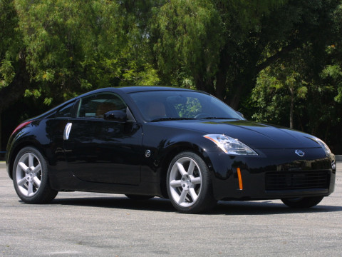 Nissan 350Z фото