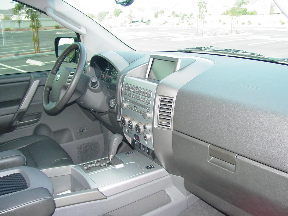 Nissan Armada фото 27588