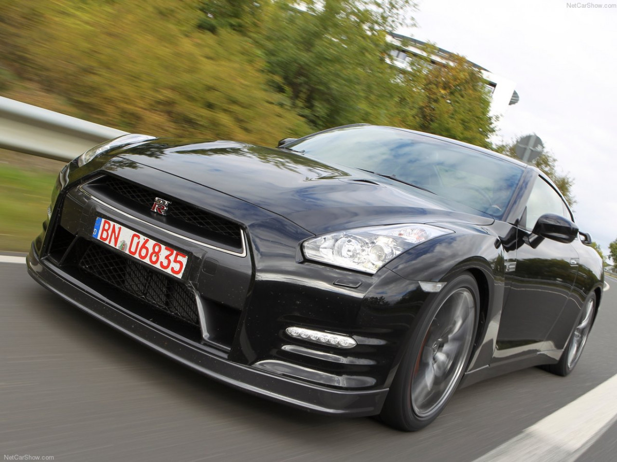 Nissan GT-R фото 89564