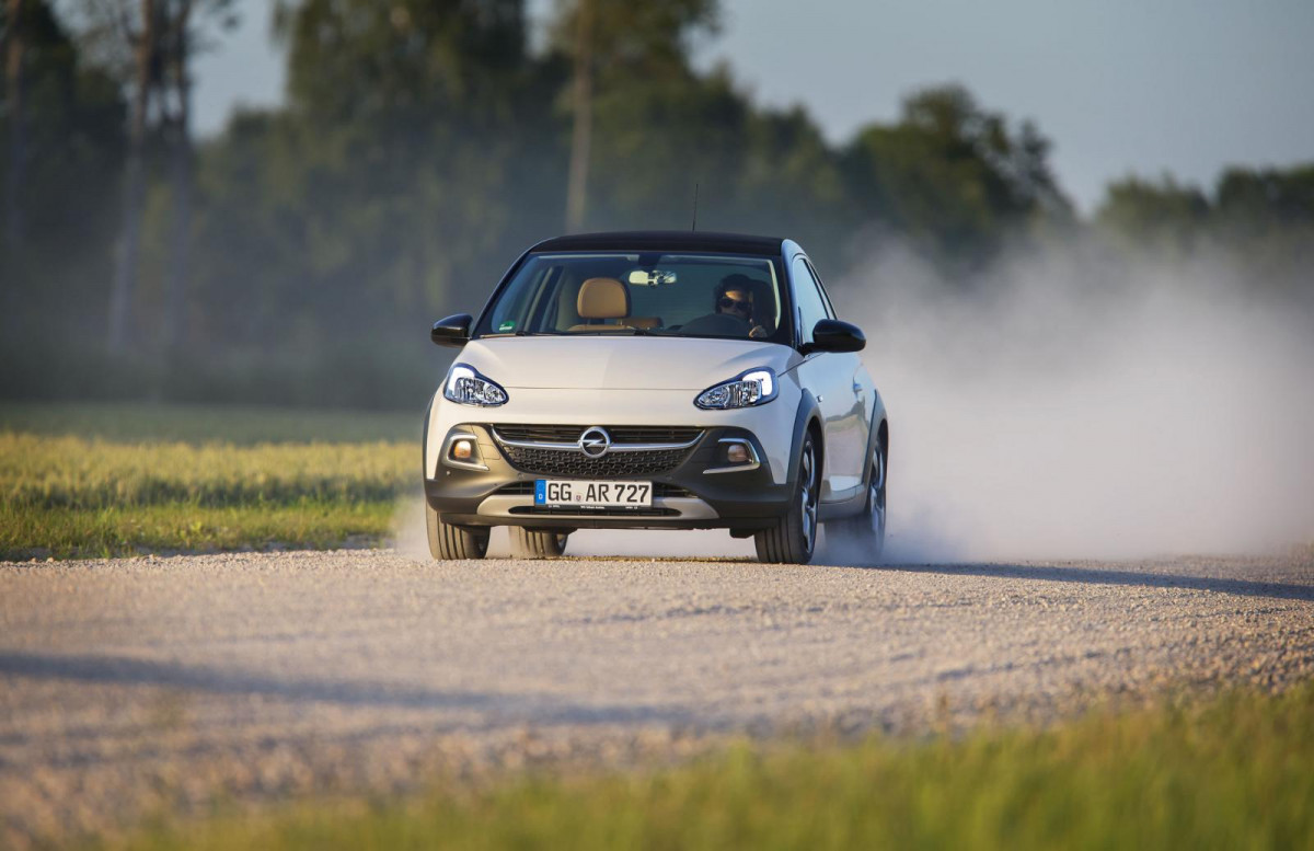 Opel Adam Rocks фото 133410