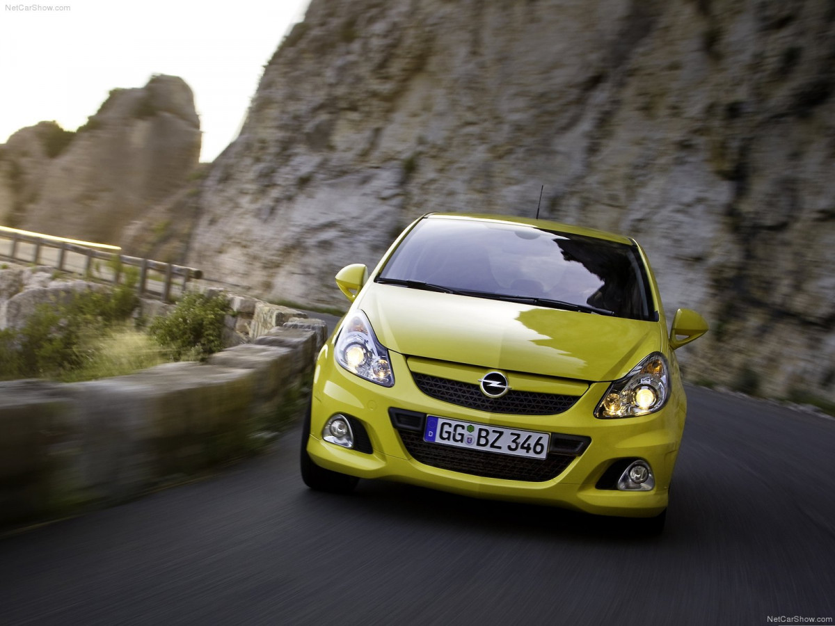 Opel Corsa OPC фото 78635