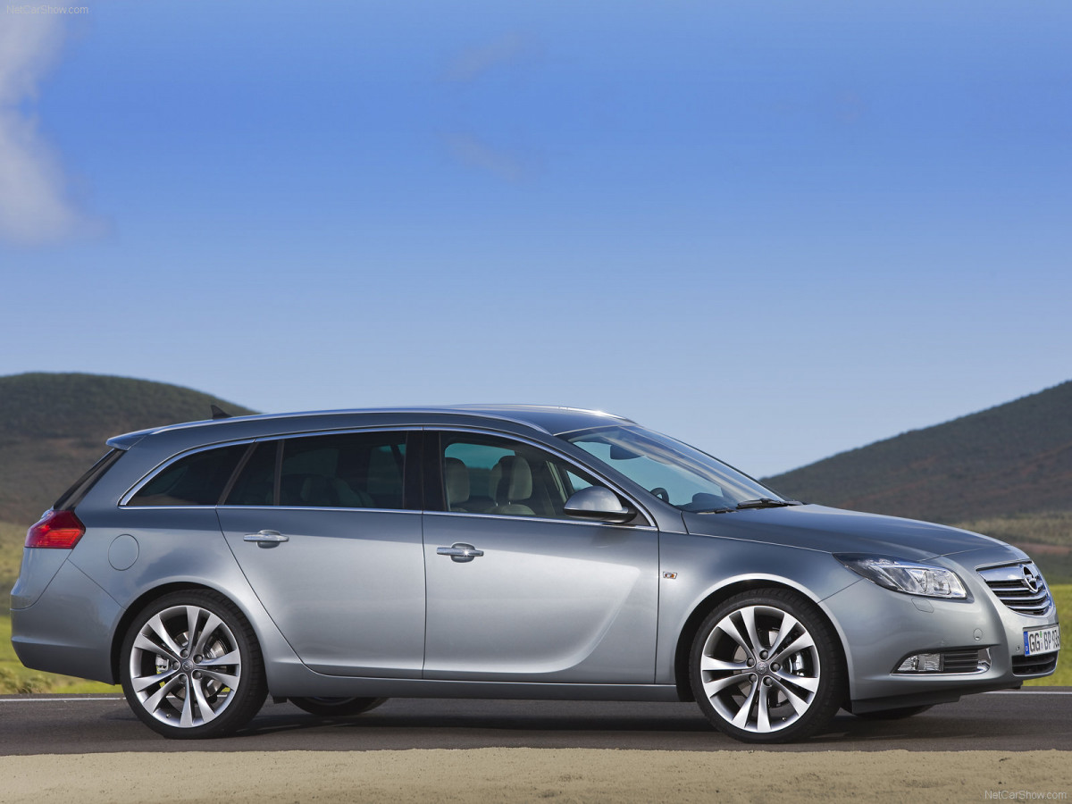 Opel Insignia Sports Tourer фото 64214