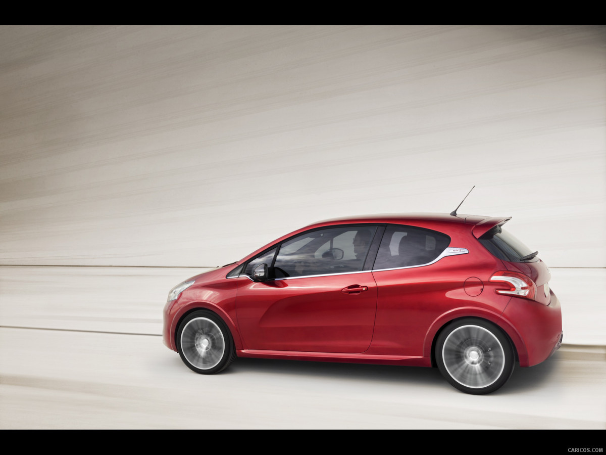 Peugeot 208 GTi фото 127867