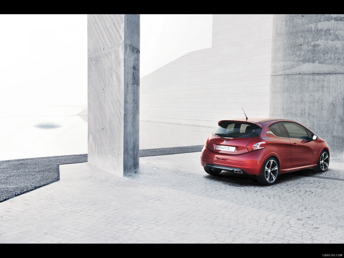 Peugeot 208 GTi фото 127871