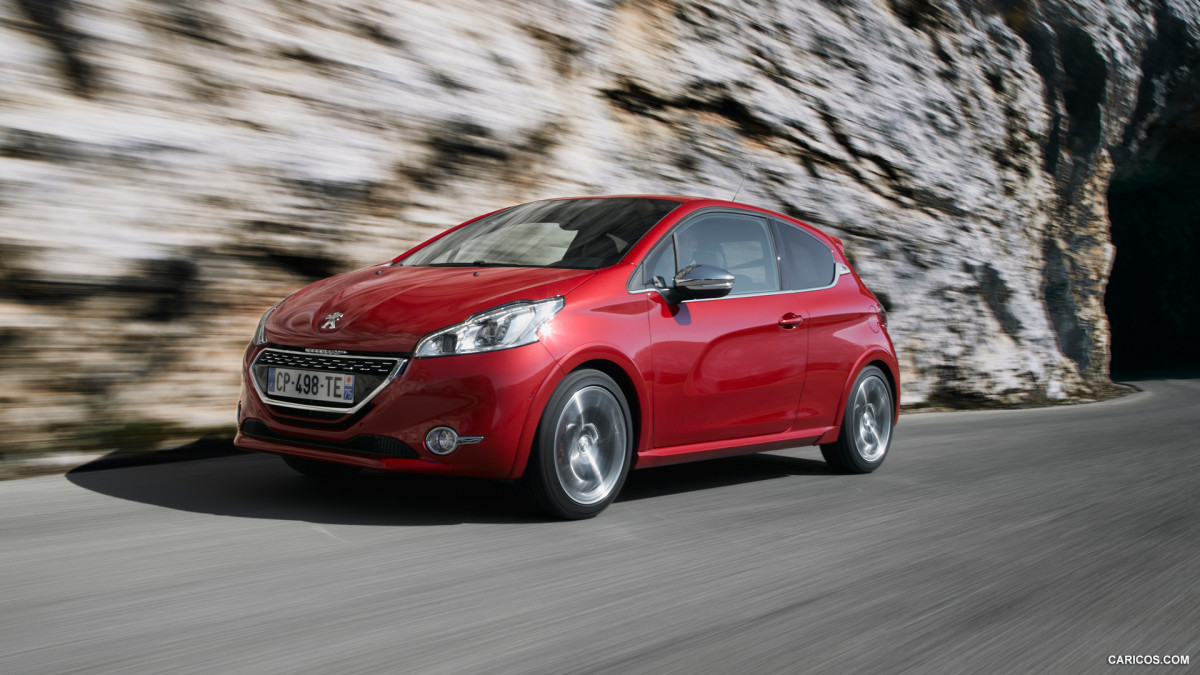 Peugeot 208 GTi фото 128050