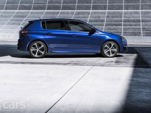 Peugeot 308 GT фото