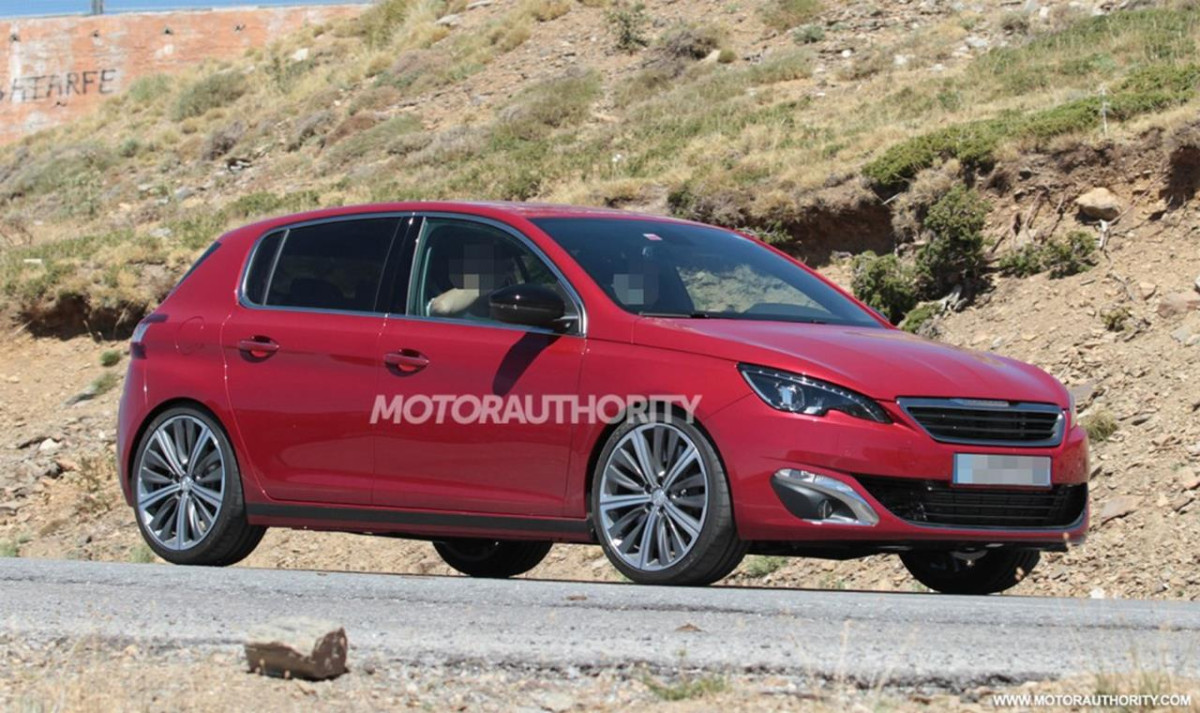 Peugeot 308 GTi фото 133230