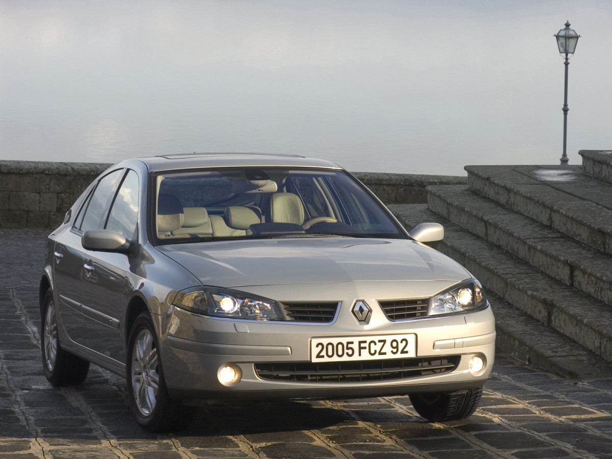 Renault Laguna фото 38473