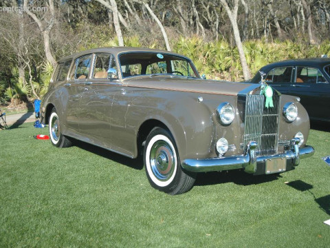 Rolls-Royce Silver Cloud фото