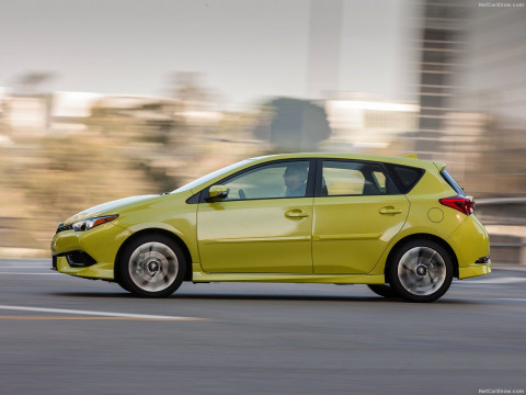 Scion iM фото