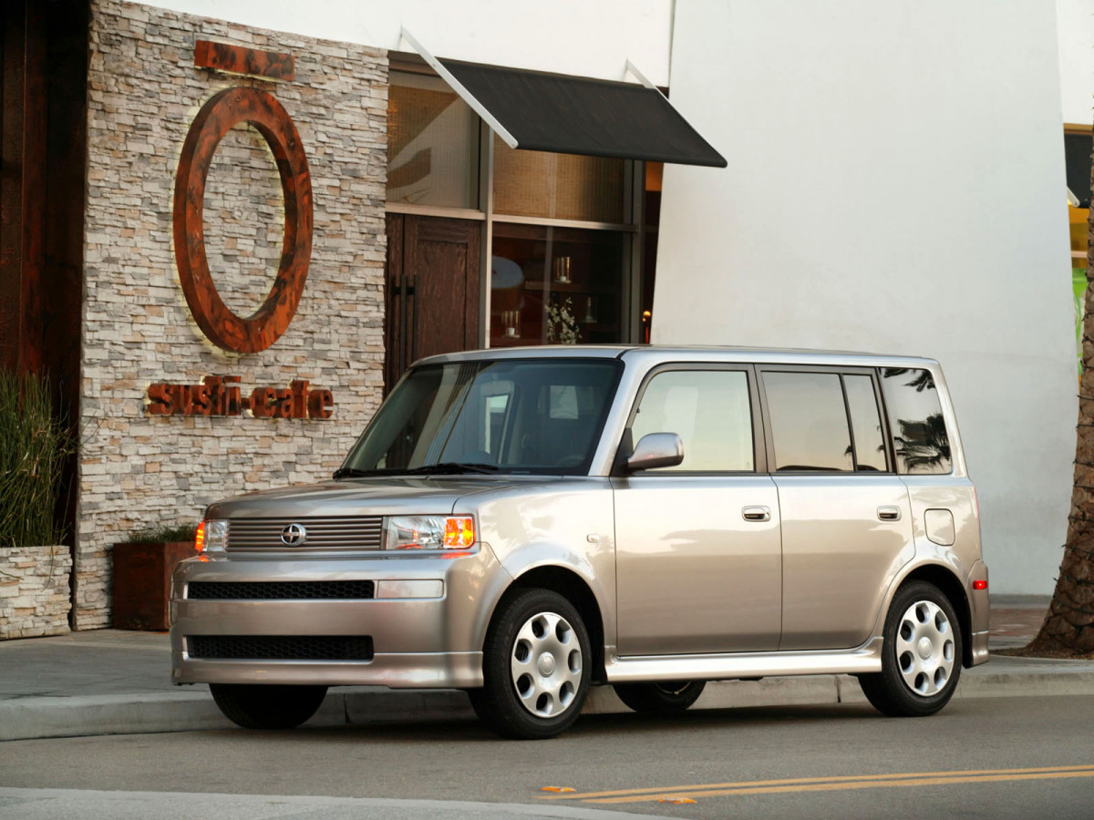 Scion xB фото 8187