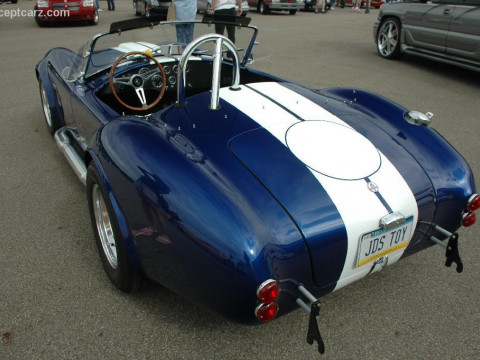 Shelby Super Cars Cobra 427 фото