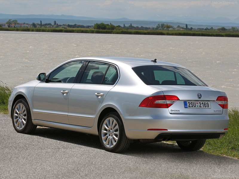 Skoda Superb фото 104611